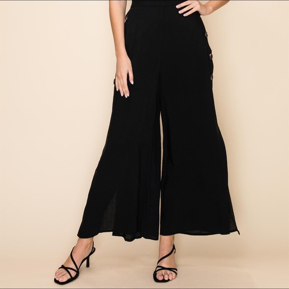 Only 1 Left 🔥 NWT Classic Chic Jumpsuit w/ Buttonside Decorative Details - Picture 4 of 8